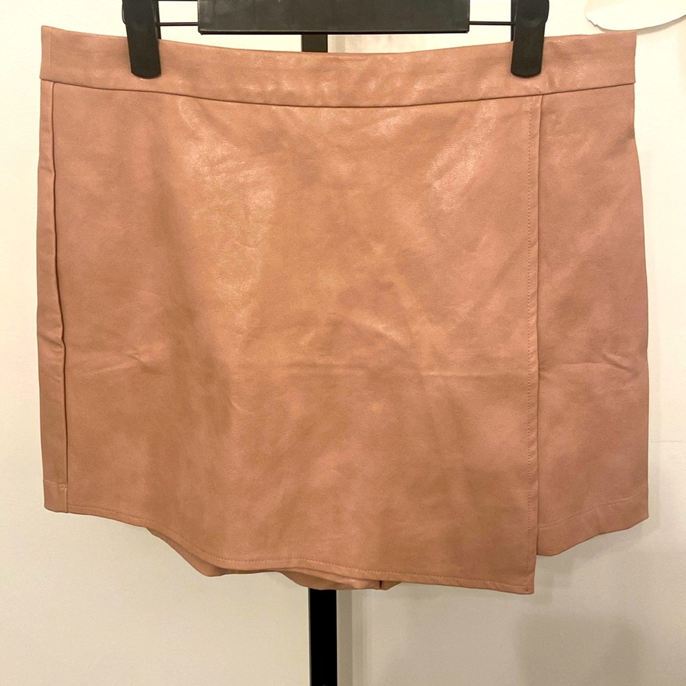 Iris Faux Leather Pink Skort Skirt Mini Size XL
